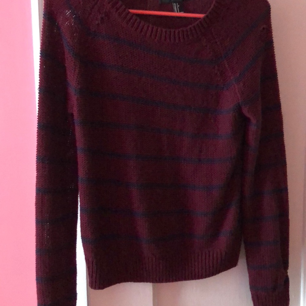 Sweater - Picture 2 of 4
